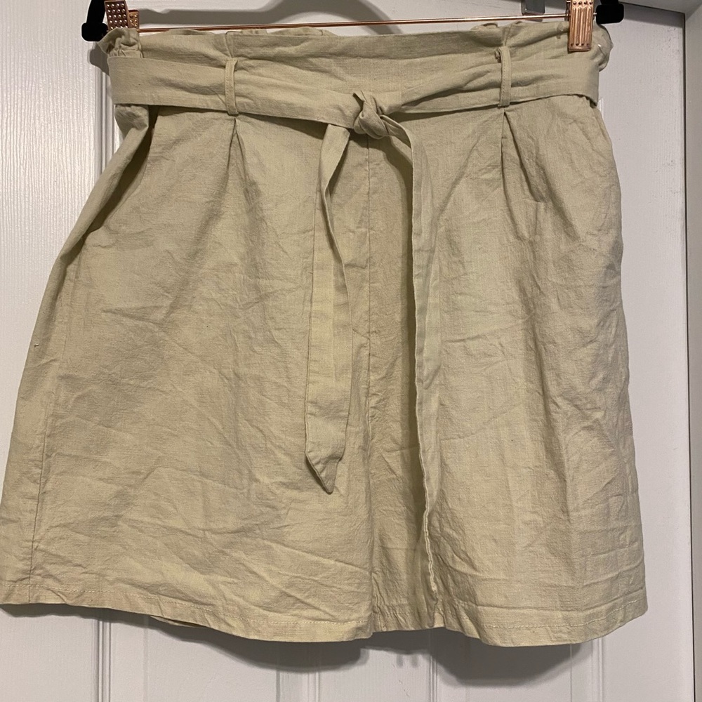 High-waisted Paperbag Shorts with Belt